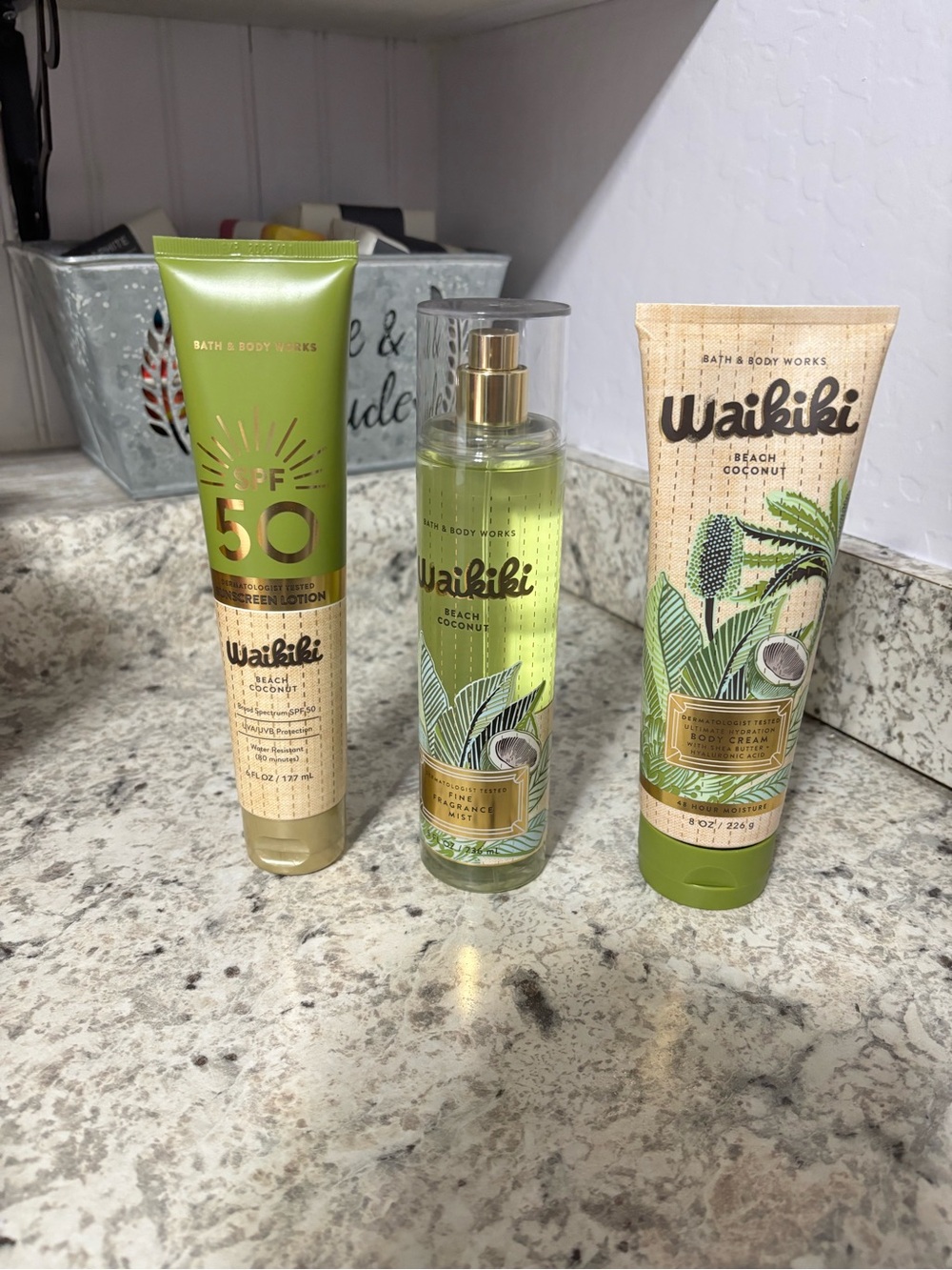Bath & Body Works Waikiki Beach Coconut Bath & Body Set - NIP